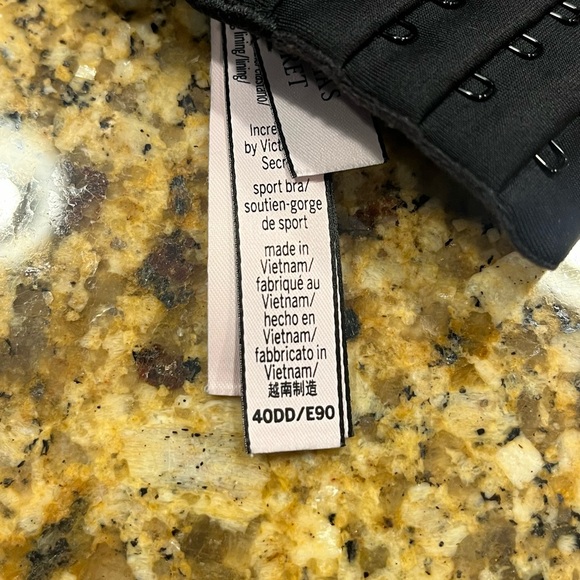 Victoria Secret Sport - Incredible Knockout Ultra Max - 40 DD Black EUC - Picture 5 of 7